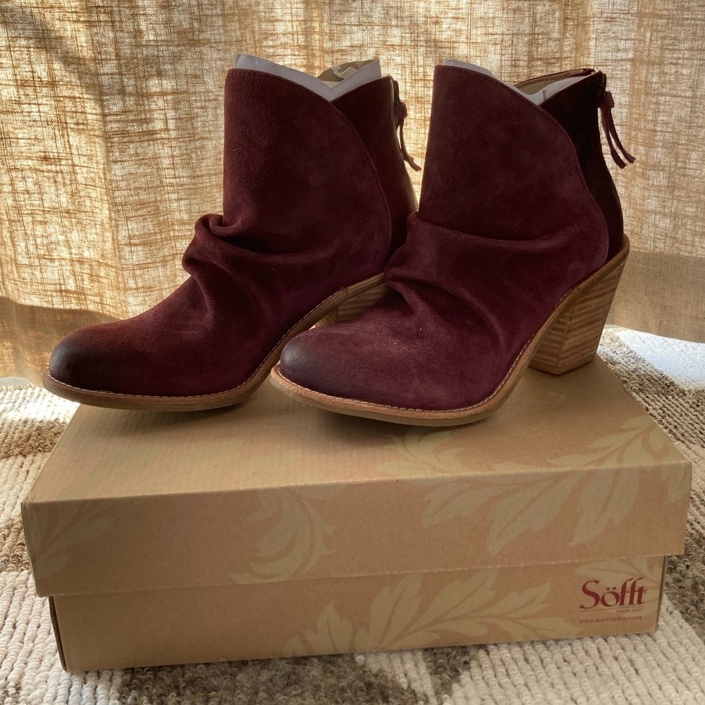 Brand new Sofft suede boots